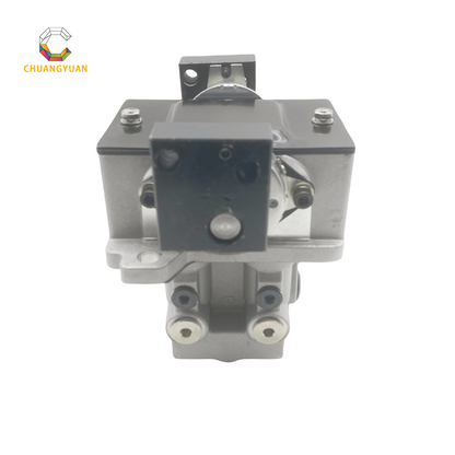 Hitachi ZAX70 Excavator Parts Foot Pedal Valve